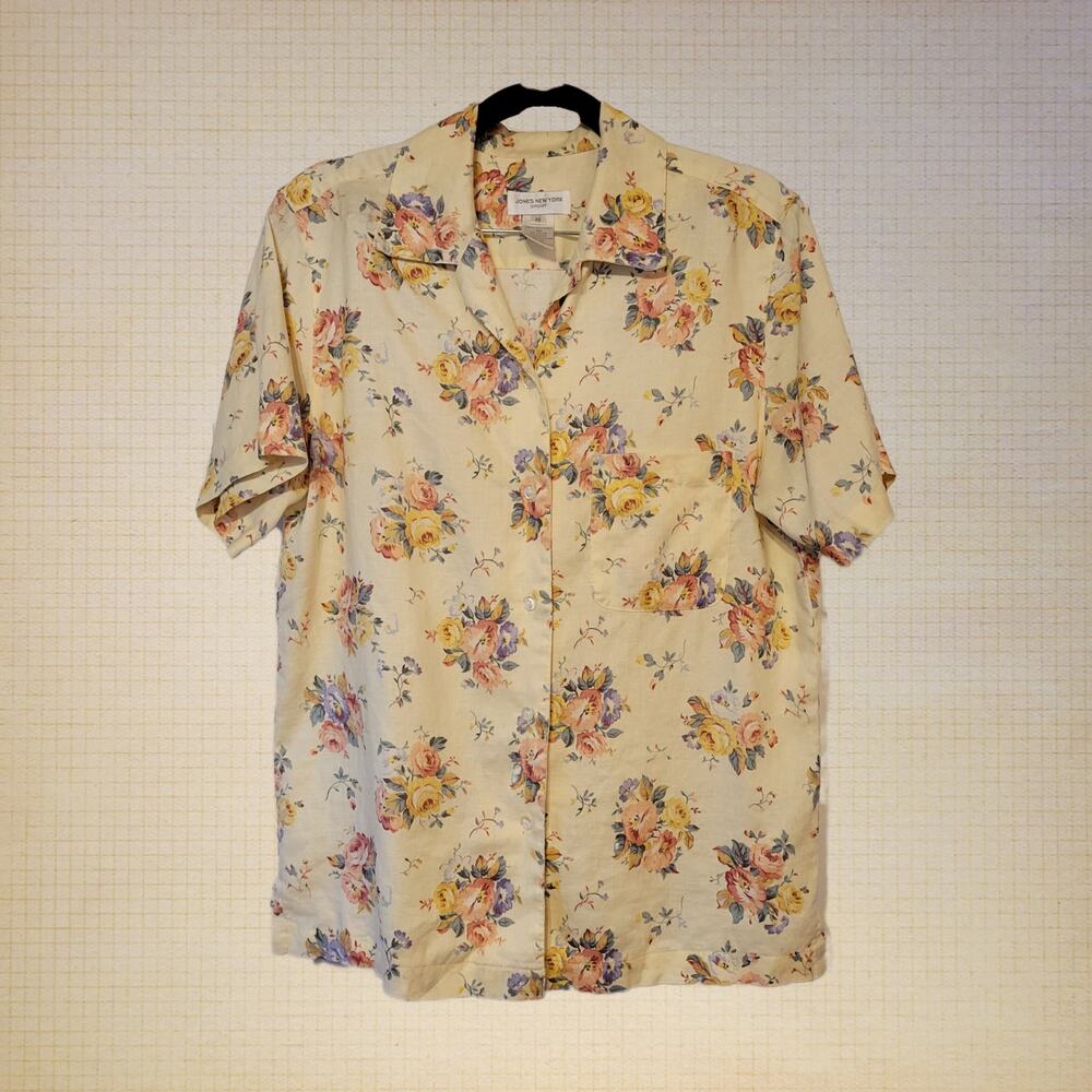 Jones New York, M | Vintage Linen Yellow Button Down 90s Pastel Floral Blouse